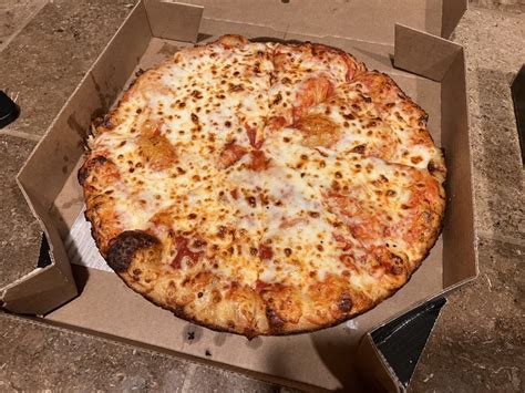 Dominos dubuque - More Visit your Dubuque Domino's Pizza today for a signature pizza or oven baked sandwich. We have coupons and specials on pizza delivery, pasta, buffalo wings, & more! Order online now! All deliveries are now contactless. Less 
